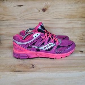 Saucony Zealot ISO Athletic Sneakers Youth 6.5 Magenta Black Silver